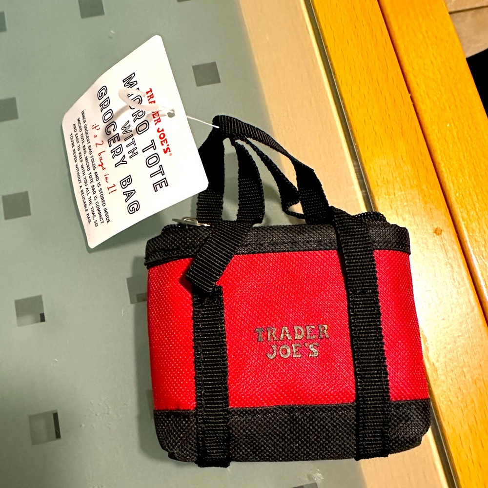 MICRO MINI TRADER JOE’S tote grocery bag 2 in 1 LIMITED EDITION NWT RED BLACK